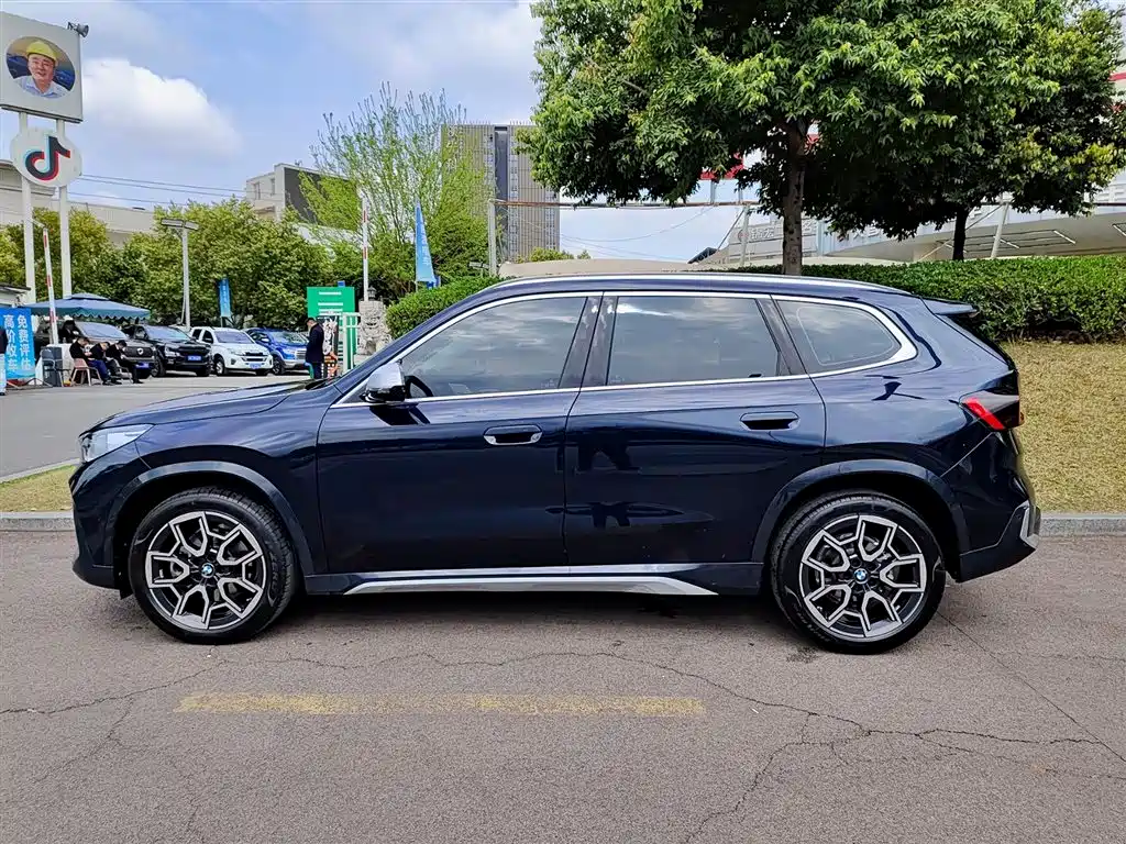 BMW X1 2024 sDrive25Li X Design Package фото 3