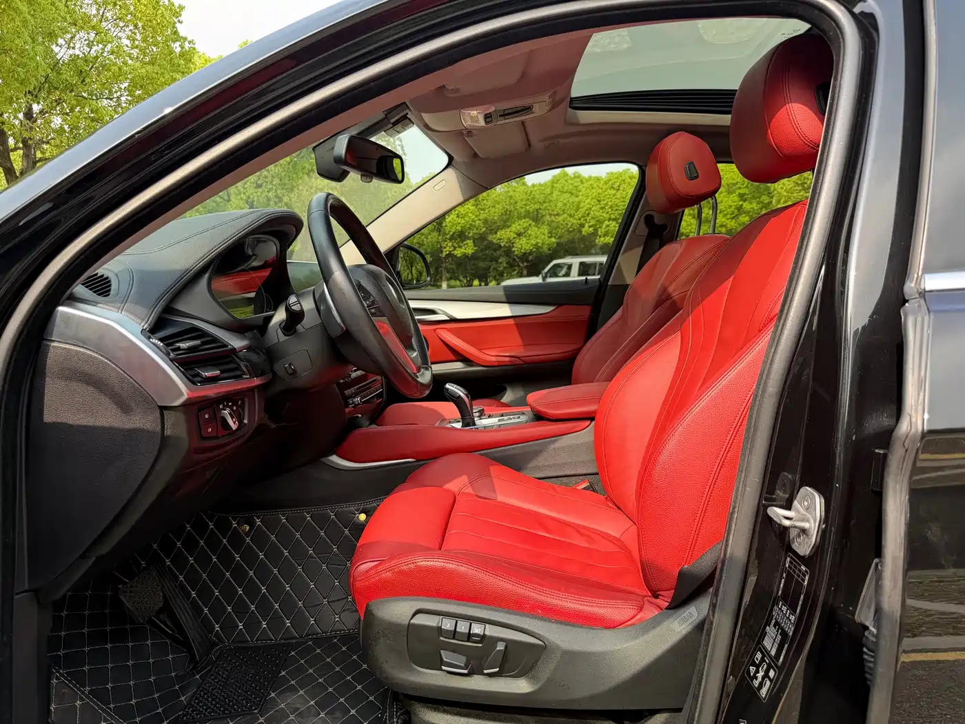 BMW X6 2015 xDrive35i Leading Type фото 3