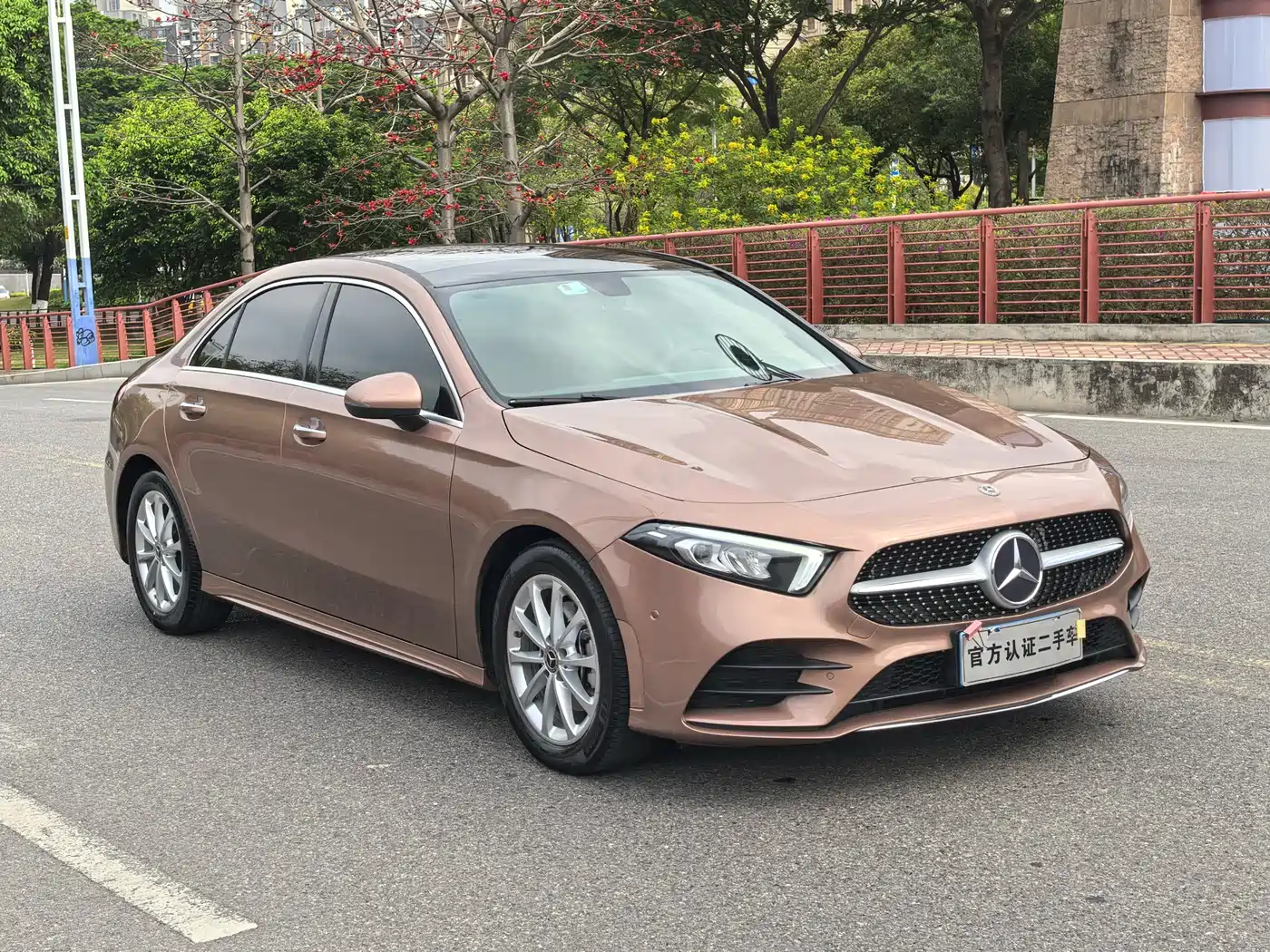 Mercedes-Benz A-Class 2020 A 200 L Sport Sedan фото 3