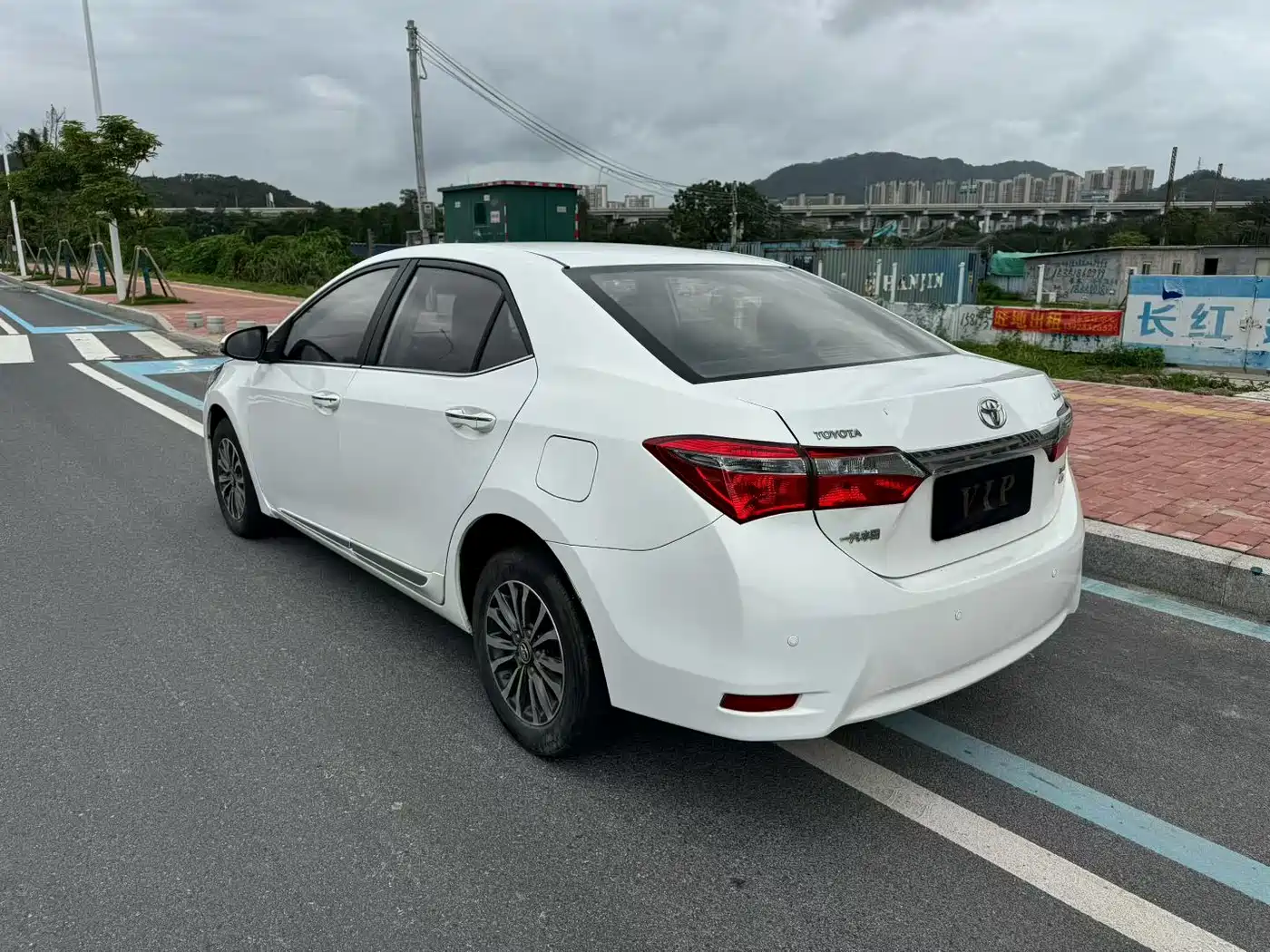 Toyota Corolla 2017 Facelift 1.2T S-CVT GL-i фото 7