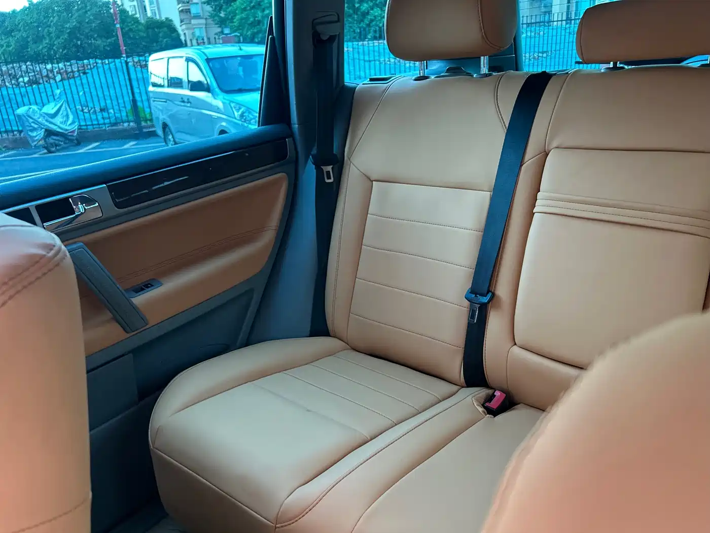 Volkswagen Touareg 2009 3.0T Diesel Standard фото 36