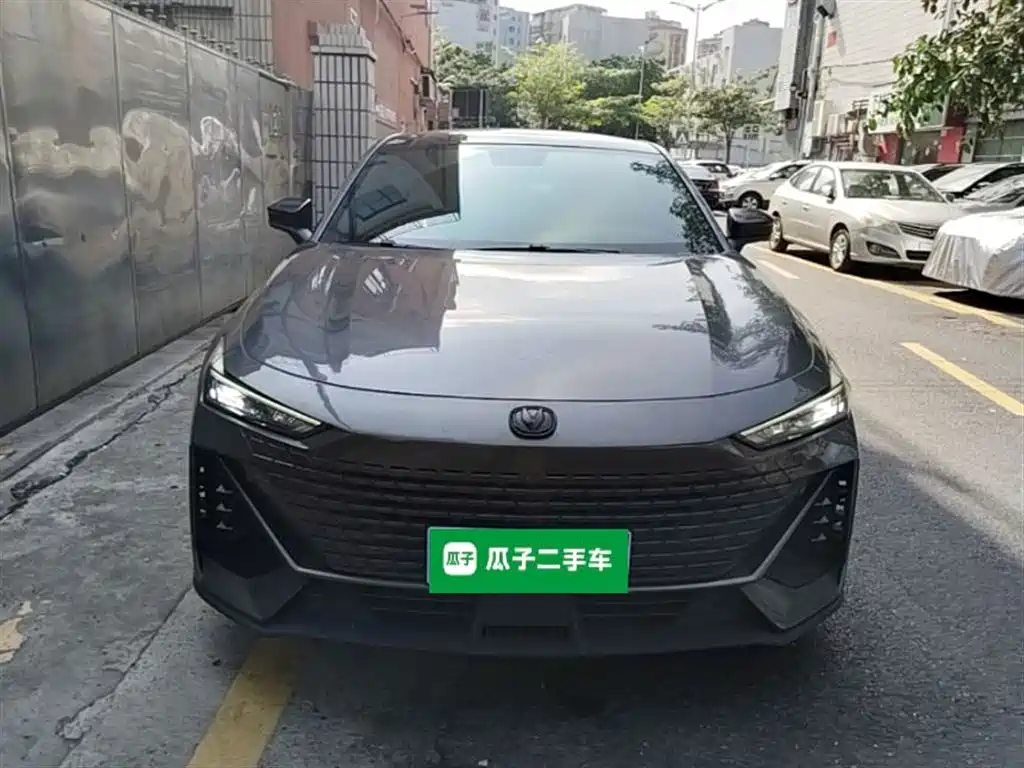 CHANGAN UNI-V
