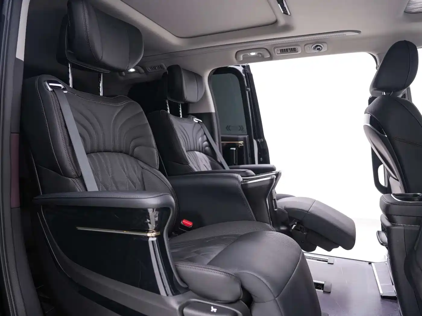 GAC Trumpchi Trumpchi M8 2024 Master Series Super Hybrid фото 22