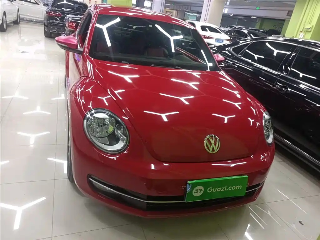 Volkswagen Beetle 2014 1.4TSI Fashion Edition фото 3
