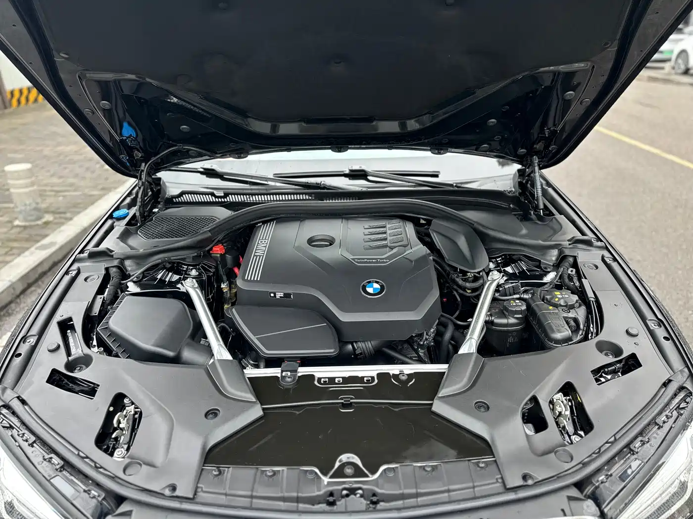 BMW 5 Series 2023 Facelift 530Li Premium M Sport Package фото 4