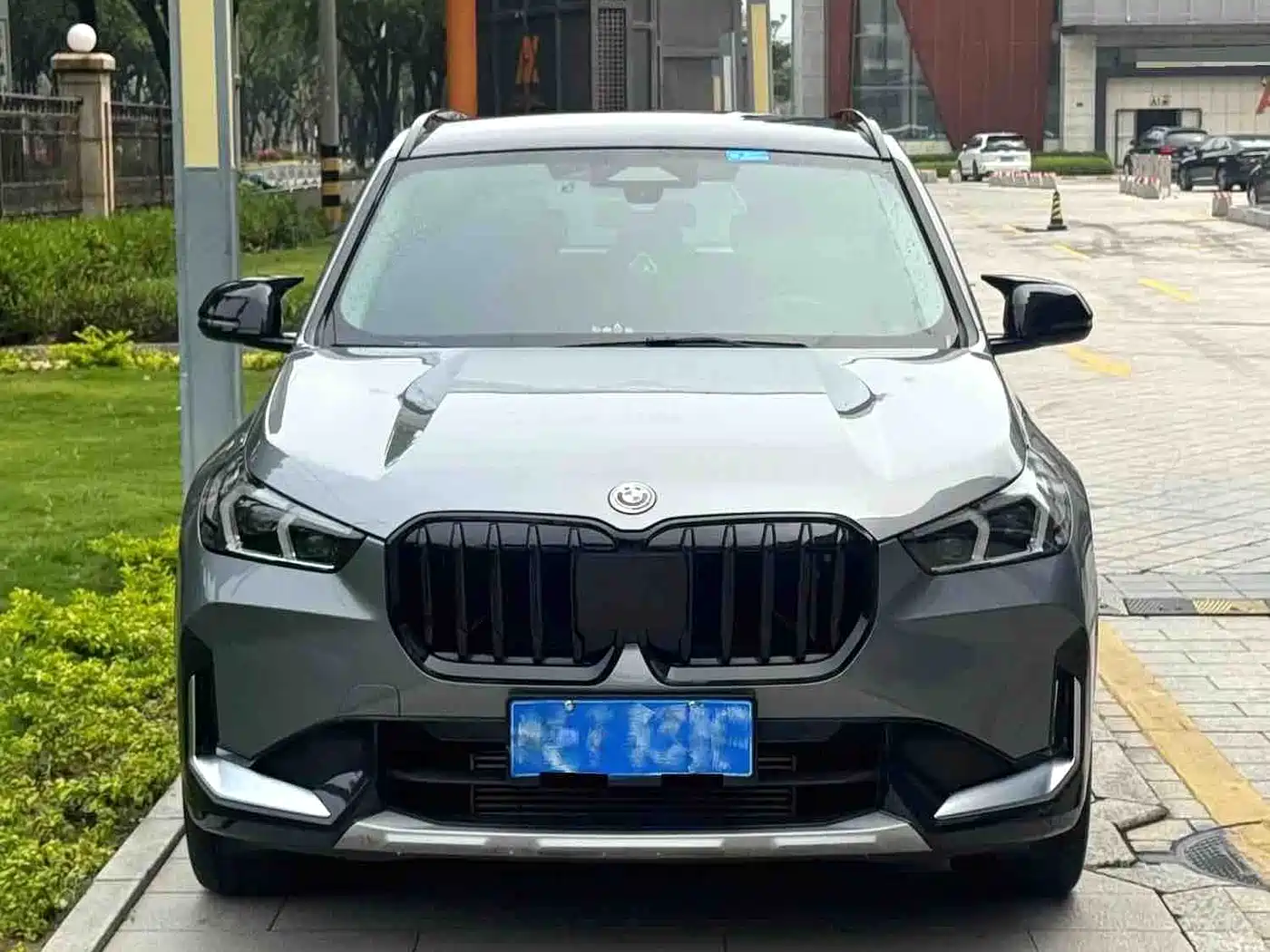 BMW X1 2024 sDrive25Li X Design Package фото 2