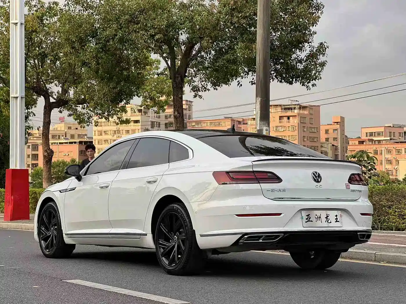 Volkswagen FAW-Volkswagen CC 2021 380TSI Eye-catching Edition фото 4