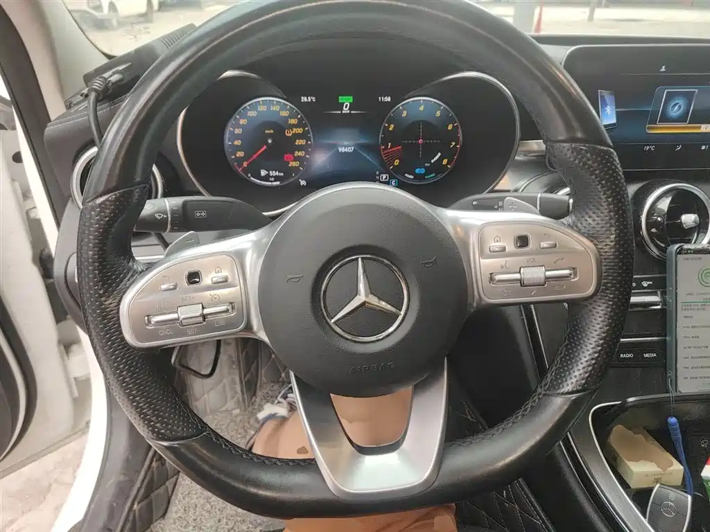 MERCEDES-BENZ CLASS C
