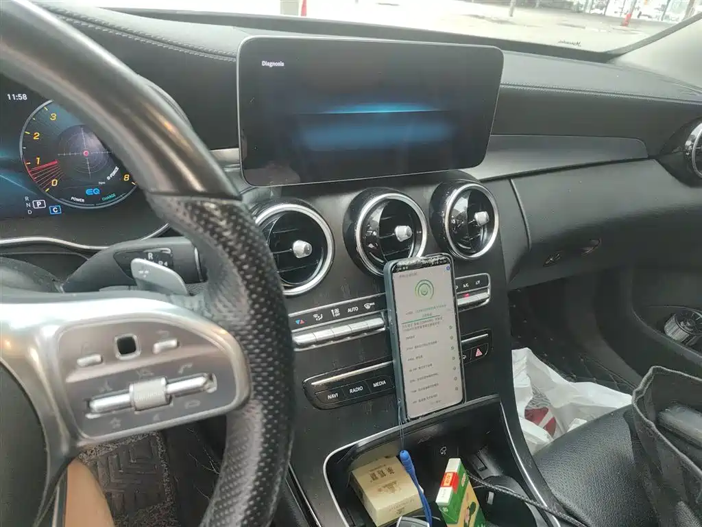 MERCEDES-BENZ CLASS C