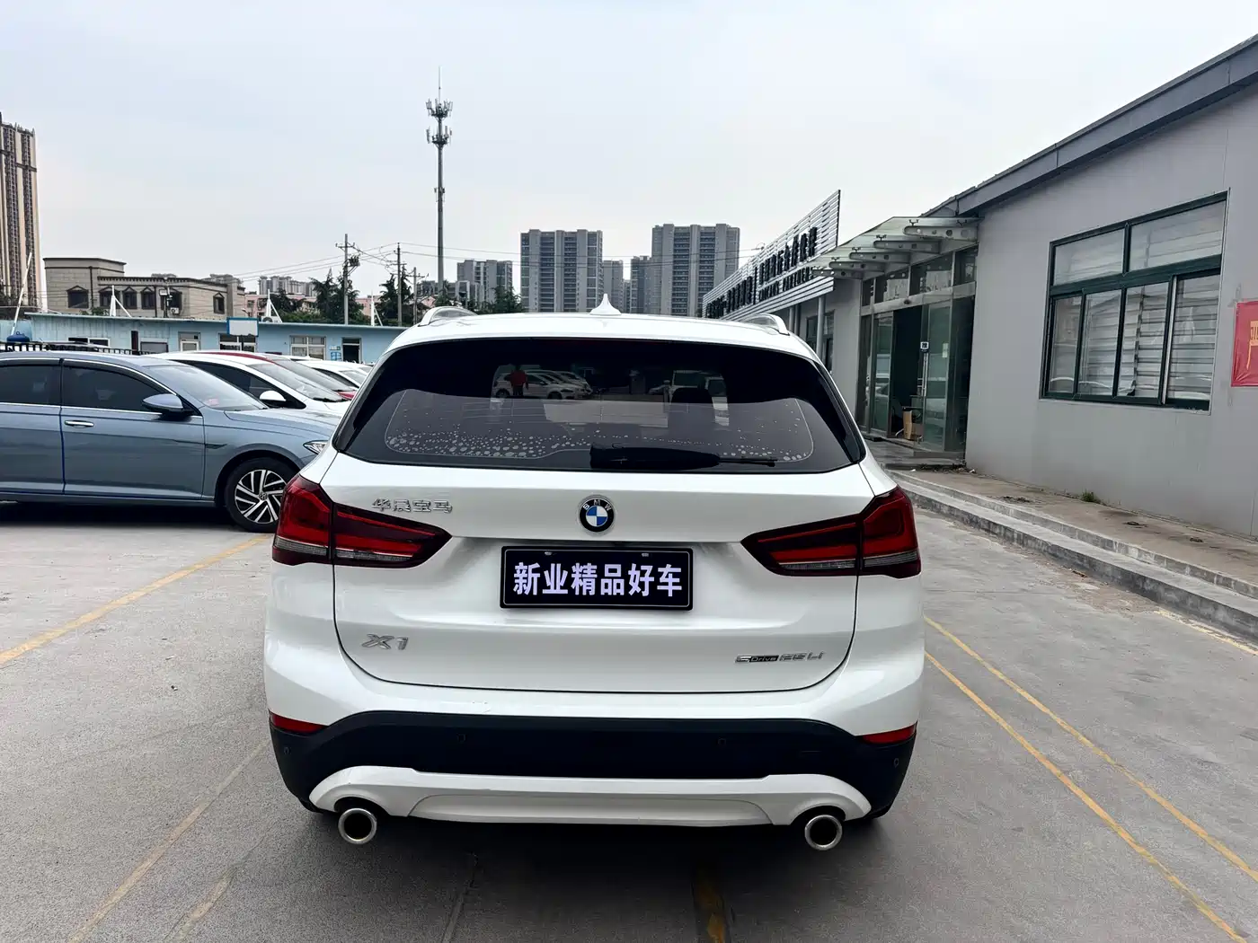 BMW X1 2021 sDrive25Li Leading фото 6