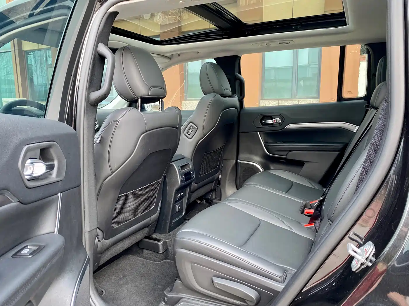 JEEP GRAND COMMANDER