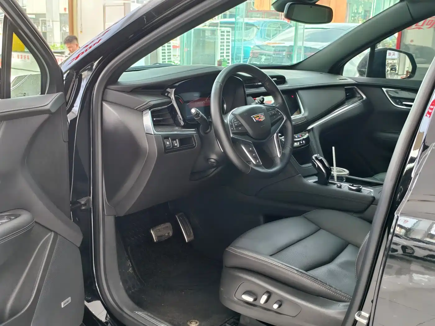Cadillac XT5 2024 2.0T AWD Luxury (Hummingbird Edition) фото 4