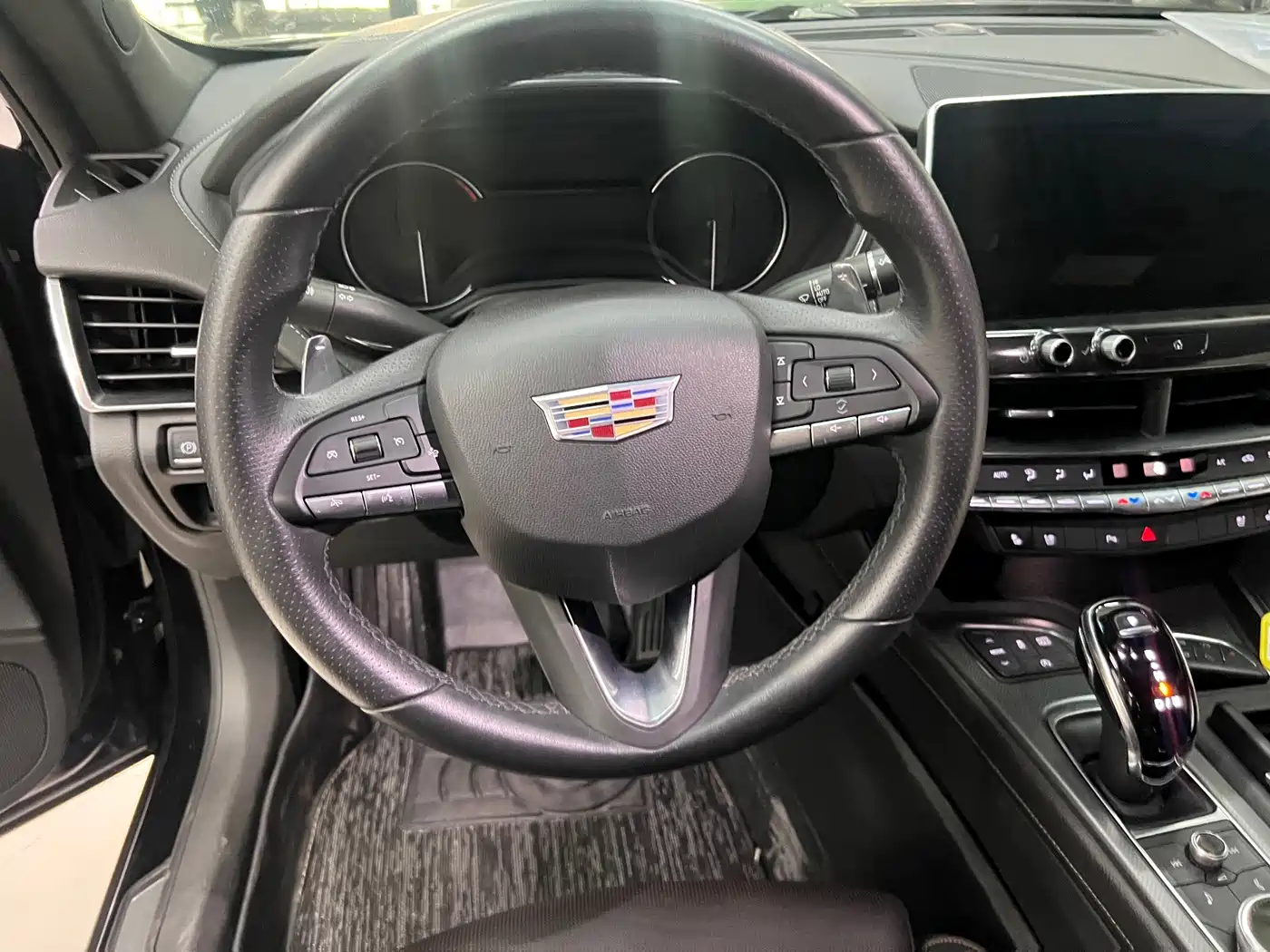 Photo 7 - Cadillac CT5