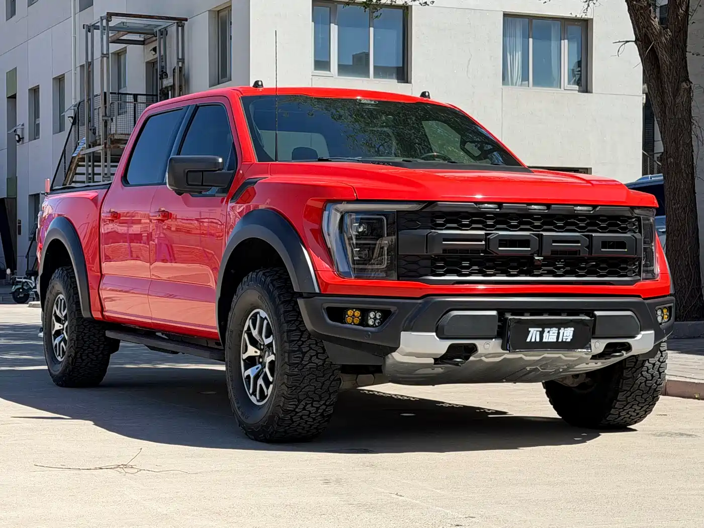 FORD F-150 RAPTOR