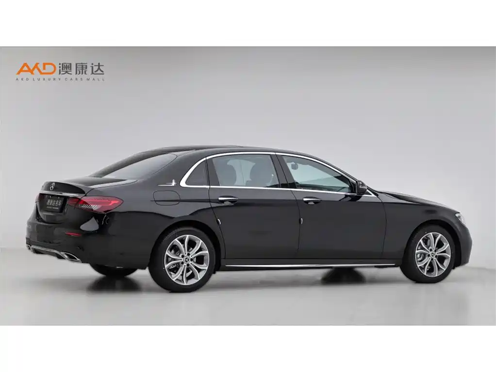 Mercedes-Benz E-Class 2022 E 300 L Sport Luxury фото 3