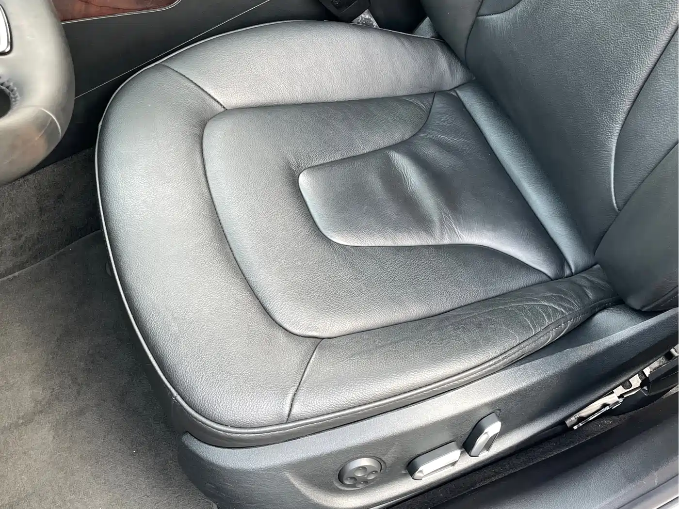Audi A4L 2013 35 TFSI Automatic Comfort фото 7