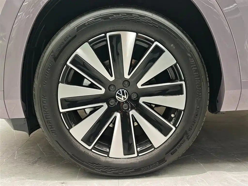 VOLKSWAGEN TOURANG