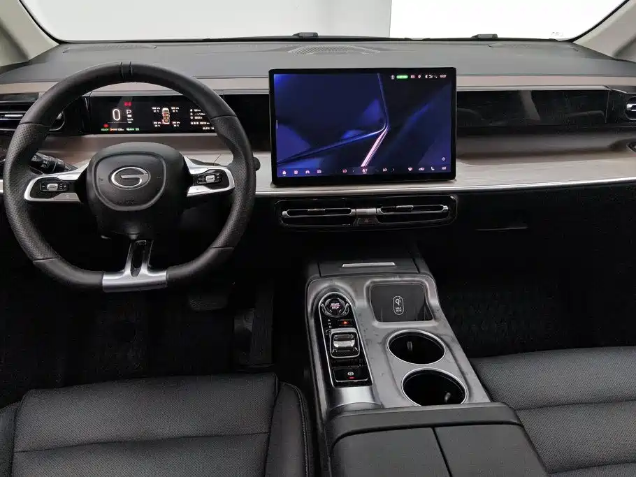 GAC Trumpchi Trumpchi E8 2024 2024 Glory Series 2.0L Glory Edition