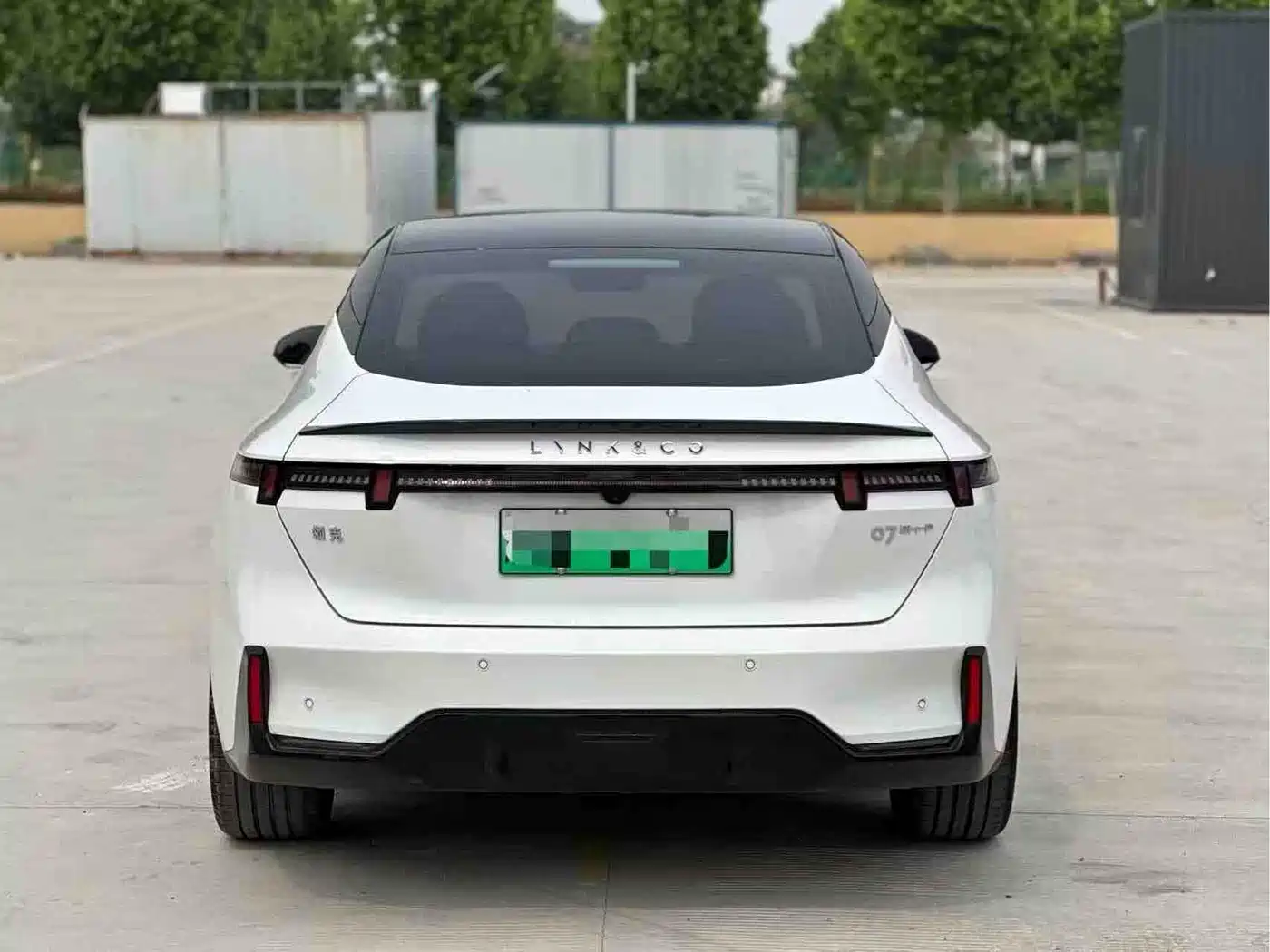 Lynk & Co 07 EM-P 2024 EM-P 126 Long Range Halo фото 8