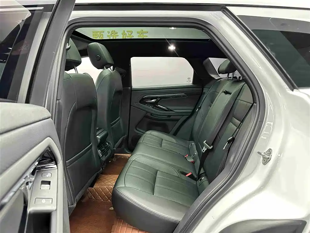 Land Rover Range Rover Evoque 2020 Model 249PS R-DYNAMIC S Gloss Black Sport Edition фото 7