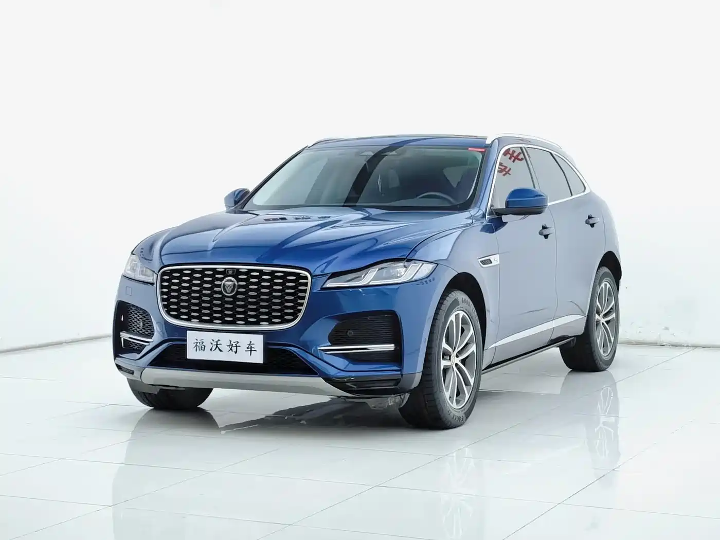 Jaguar F-PACE, 2021 год