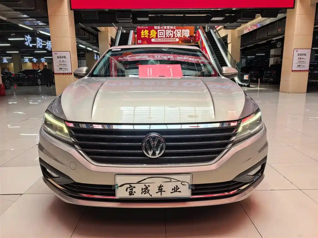 Volkswagen Lavida 2019 1.5L Automatic Comfort Edition China VI фото 2