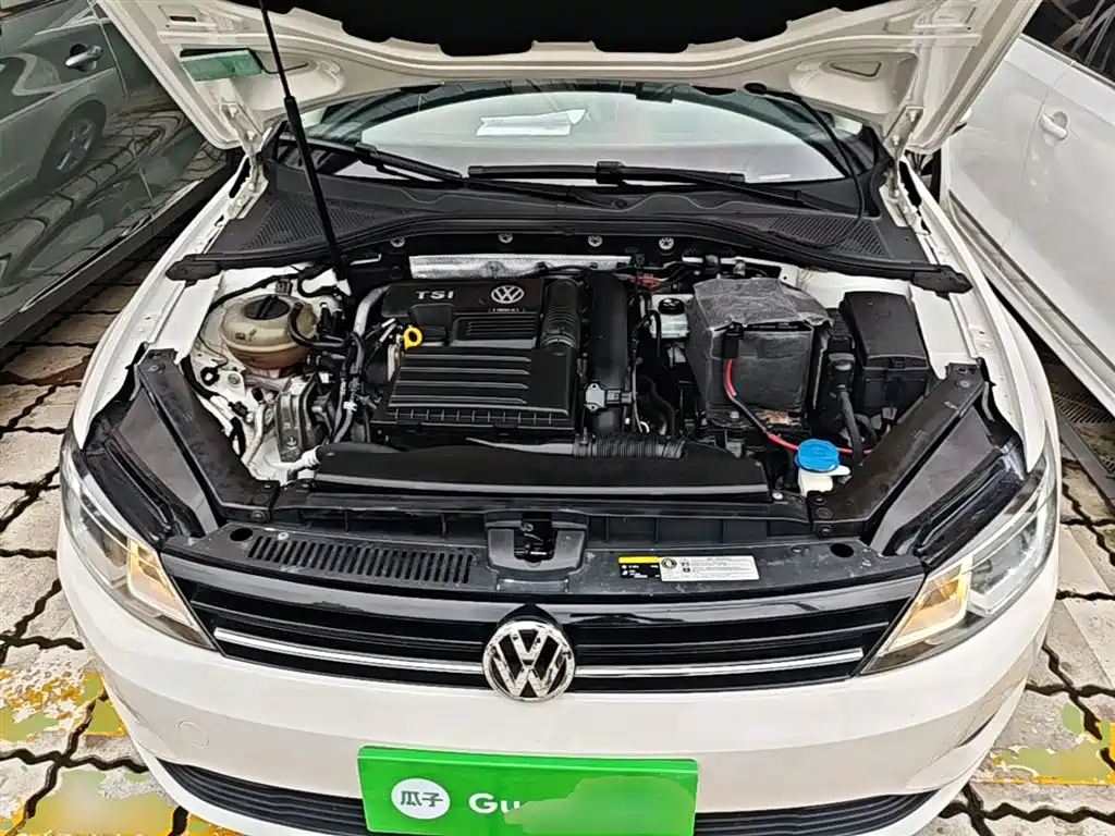 Volkswagen Lamando 2015 230TSI DSG Style фото 20