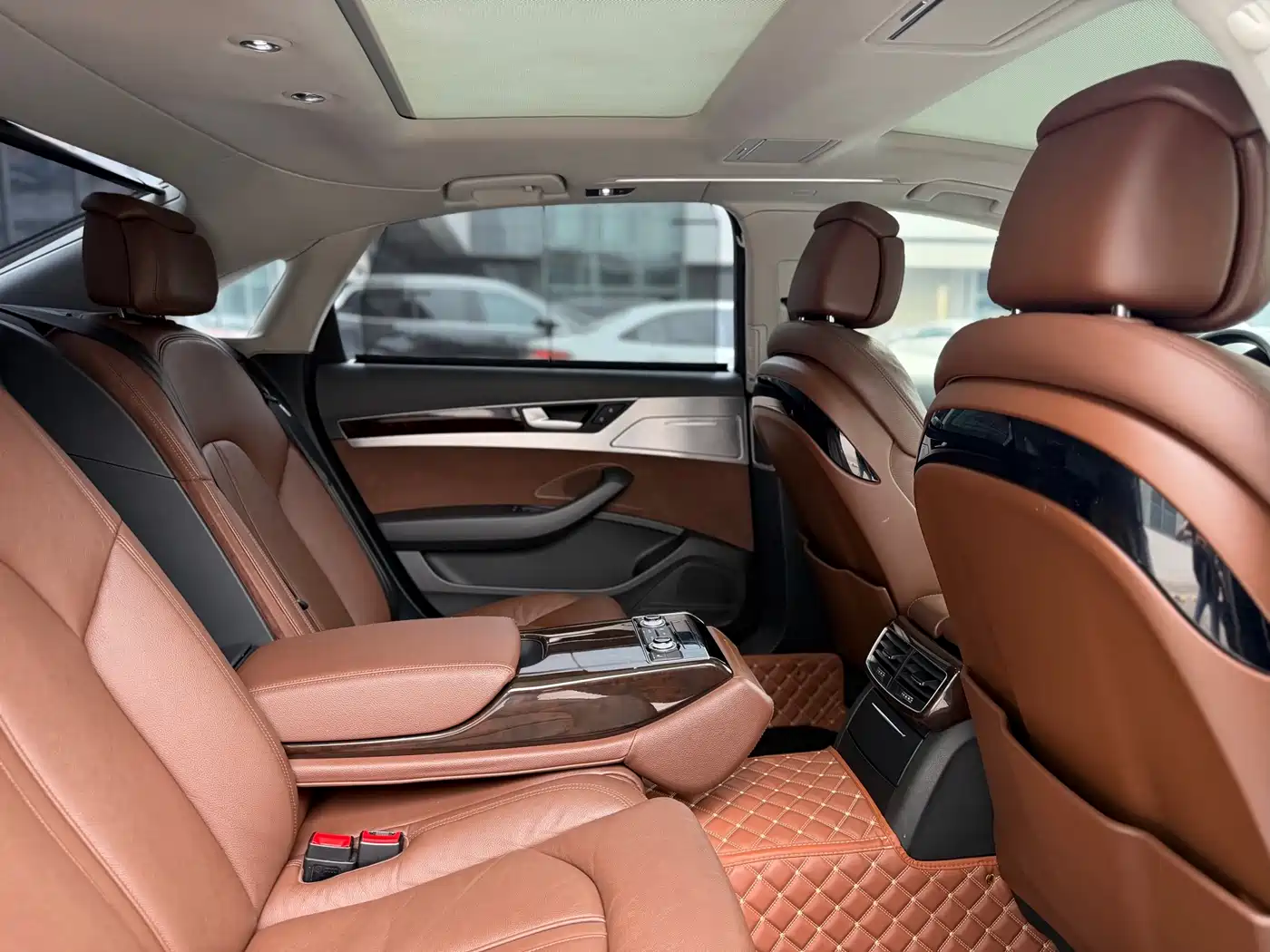 Audi A8 2016 A8L 45 TFSI quattro Comfort фото 6