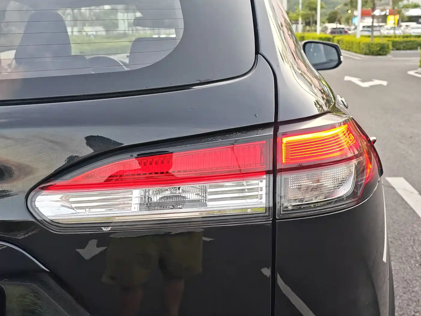 Toyota Frontlander 2023 2.0L CVT Luxury Edition фото 35