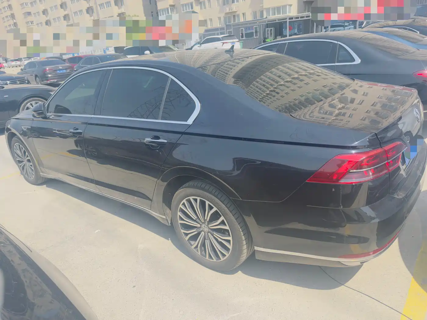 Volkswagen Phideon 2018 Facelift 380TSI FWD Business фото 9