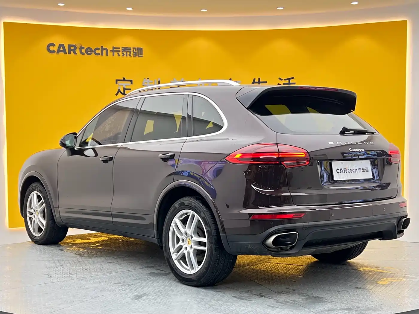 Porsche Cayenne 2016 Cayenne Platinum Edition 3.0T фото 27