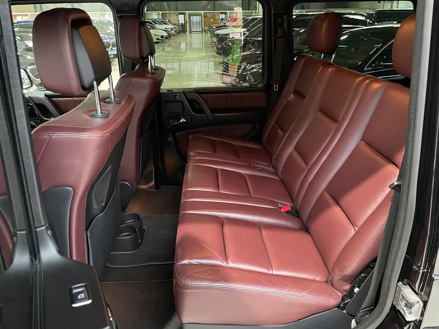 Mercedes-Benz G-Class AMG 2016 AMG G 63 фото 10