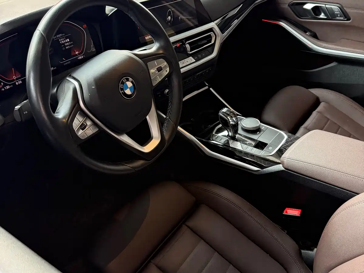 BMW 3 Series 2020 320i Sport Package фото 4