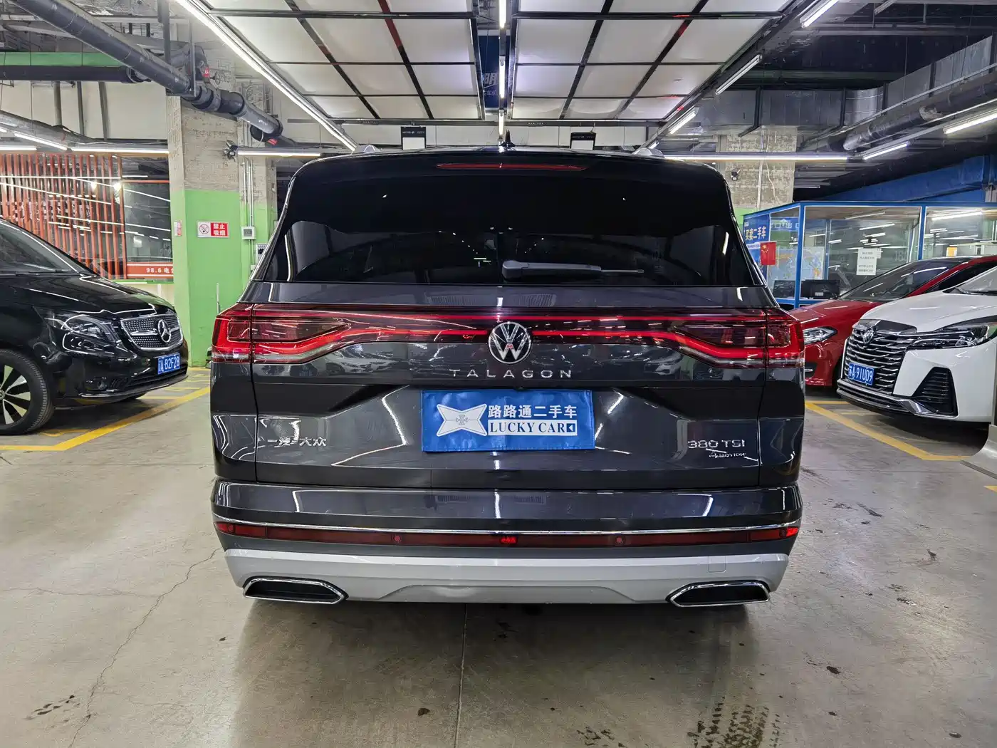 Volkswagen Talagon 2022 380TSI 4WD Luxury Premium Pro Edition 6-seater фото 5