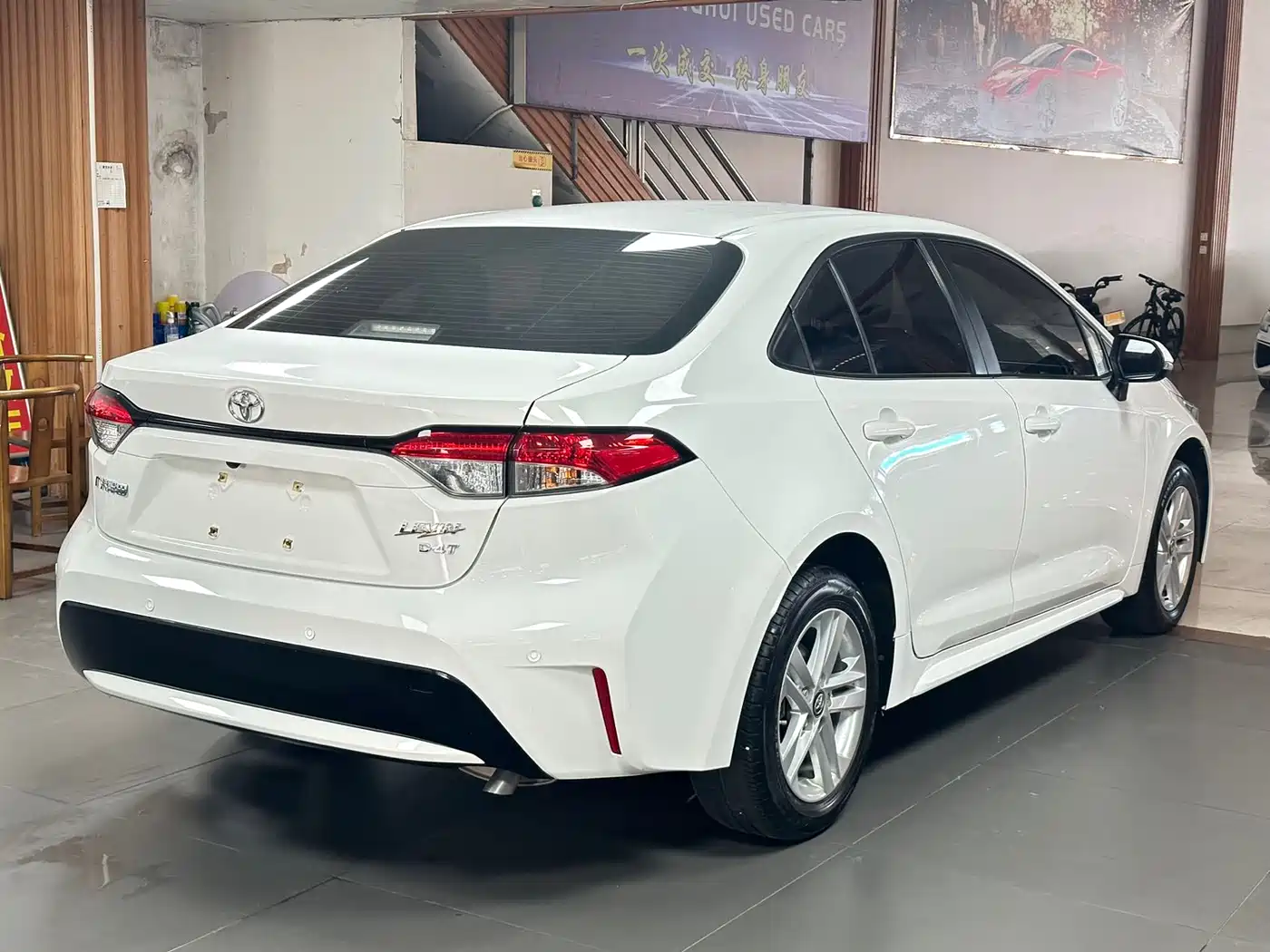 Toyota Levin 2022 185T CVT Luxury Edition фото 8