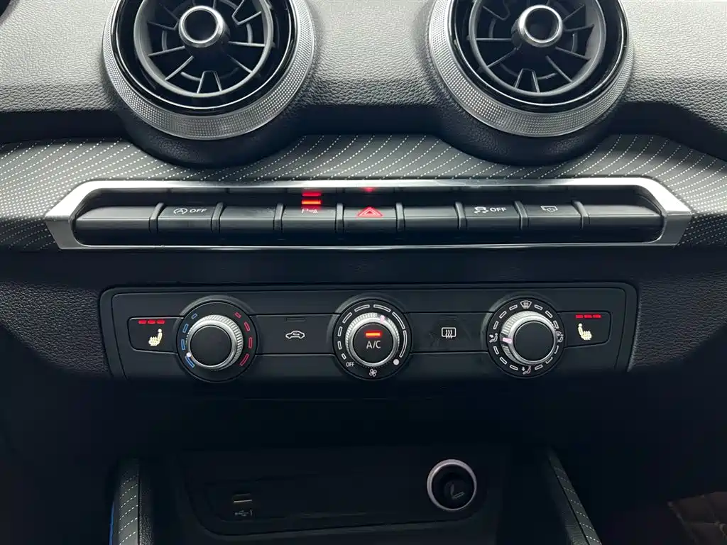 Audi Q2L 2022 35 TFSI Progressive Dynamic фото 17