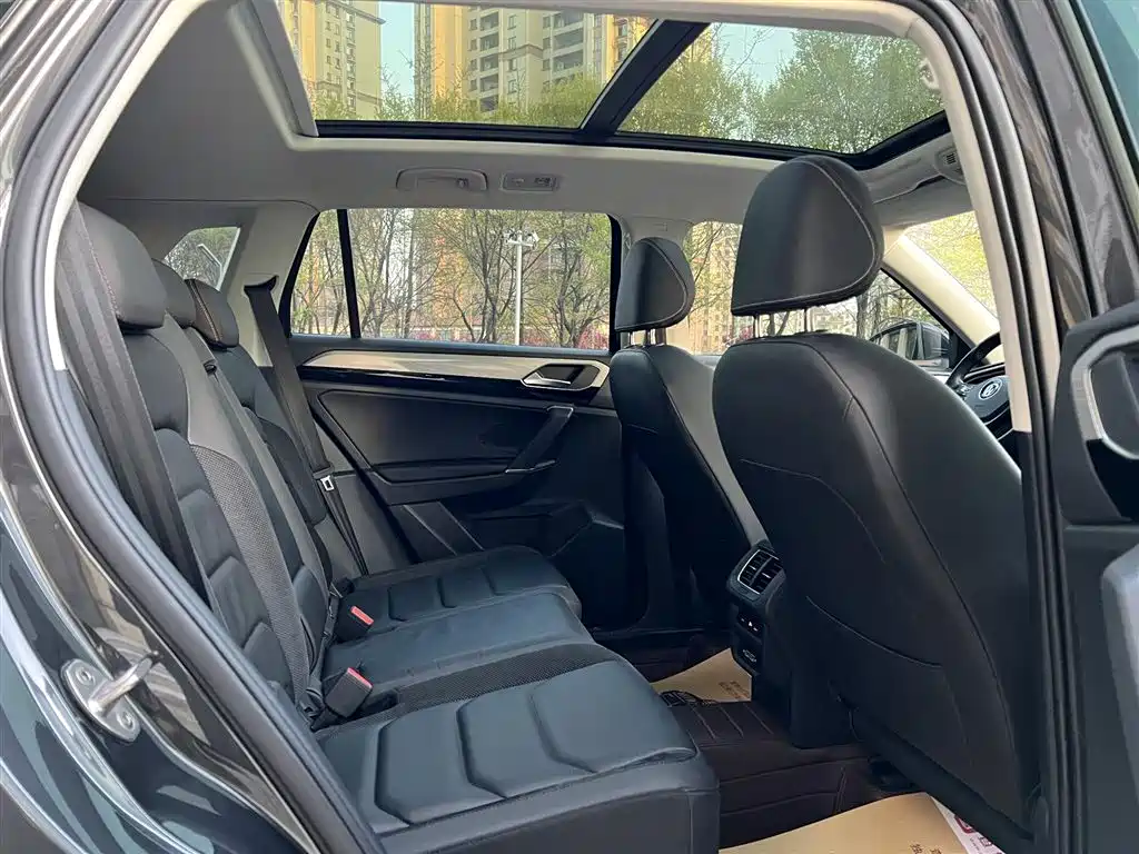 Volkswagen Tayron 2019 330TSI 2WD Luxury China V фото 9