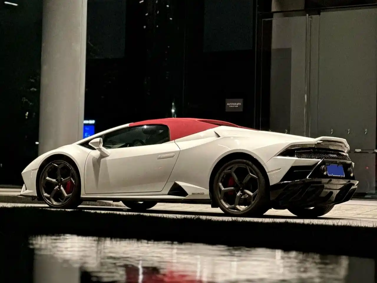 Lamborghini Huracán 2020 Huracán EVO RWD Spyder фото 2