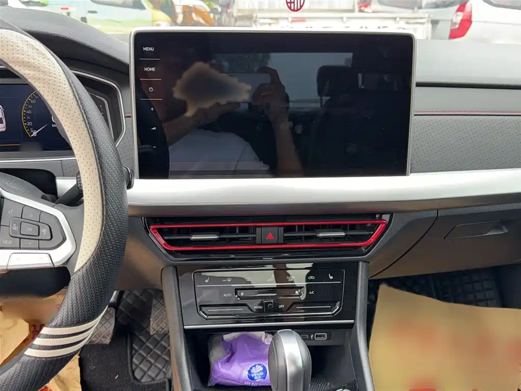 Volkswagen Lavida 2024 Model 300TSI DSG Starlight Leading Edition фото 6