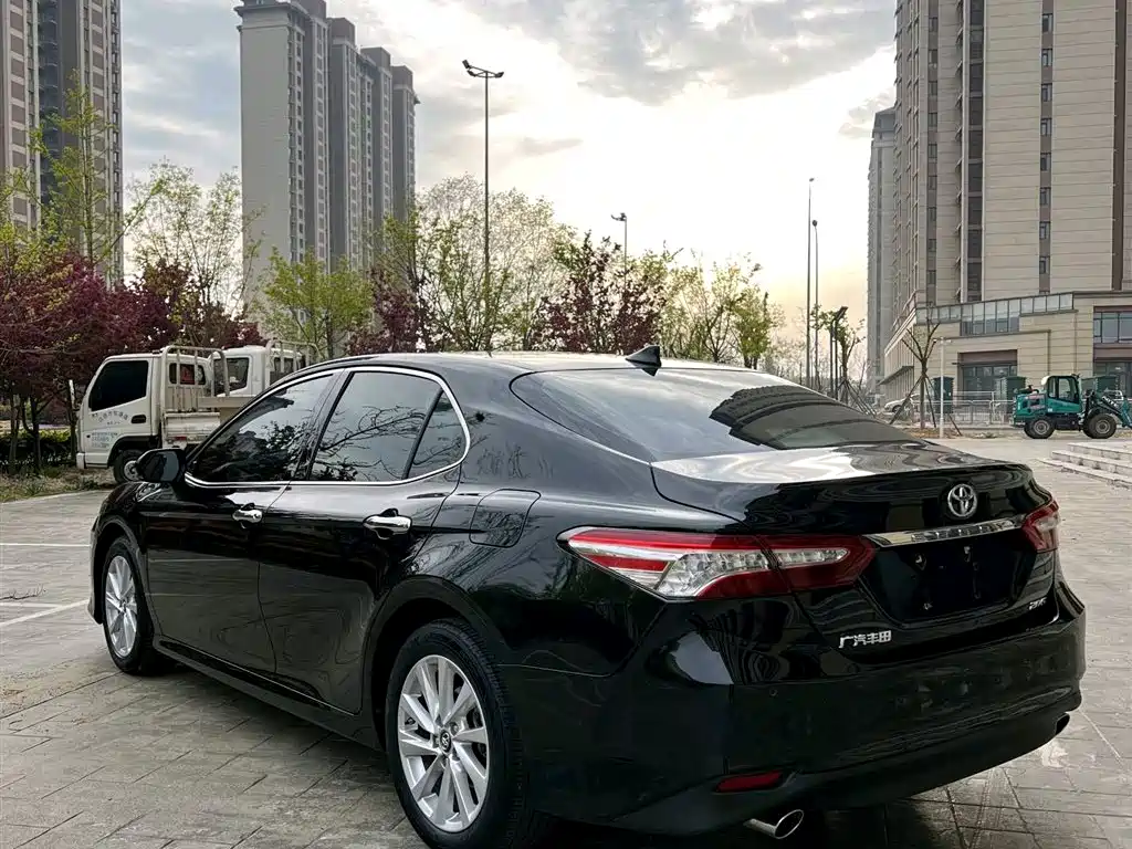 Toyota Camry 2021 2.0G Luxury Edition фото 5