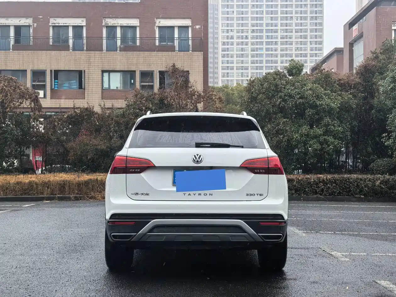 Volkswagen Tayron 2021 330TSI 2WD Luxury Smart Connect Edition фото 4