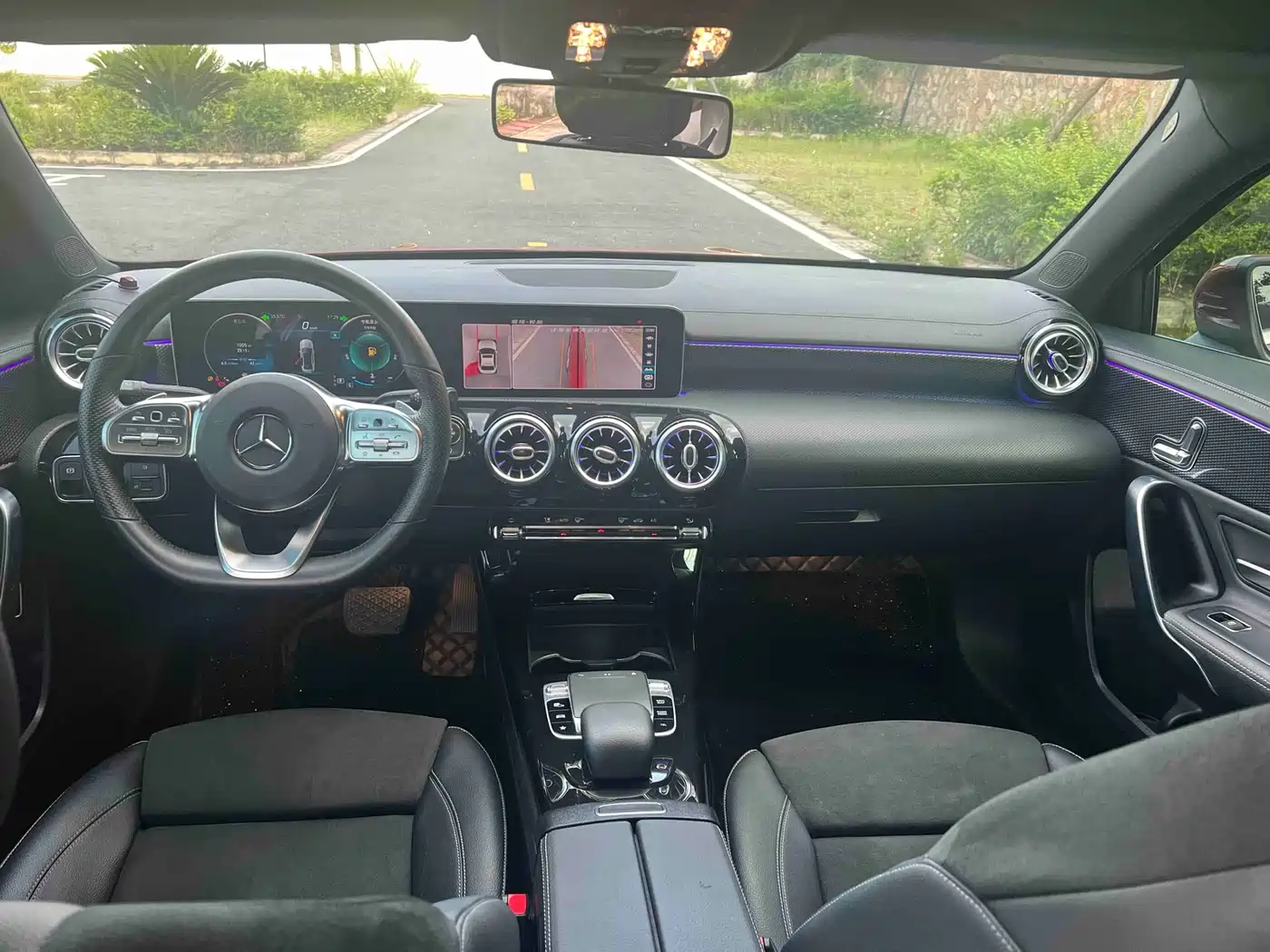 Mercedes-Benz A-Class 2020 A 200 L Sport Sedan фото 9