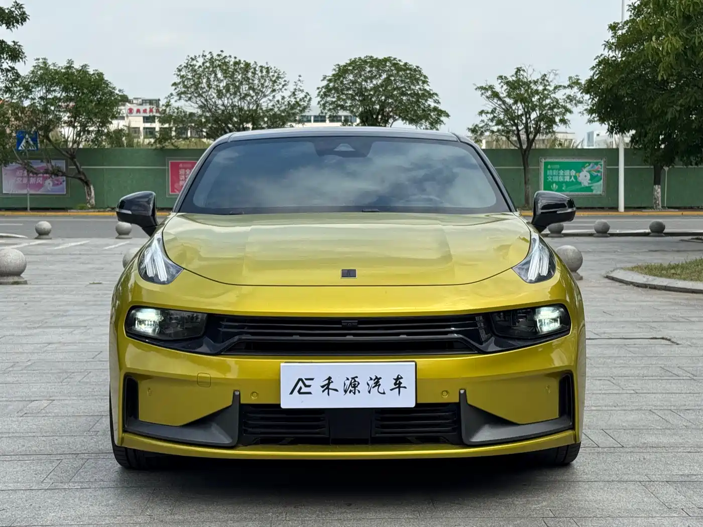 Lynk & Co 03 2022 03+ 2.0TD Auto Wind Rider Edition фото 2