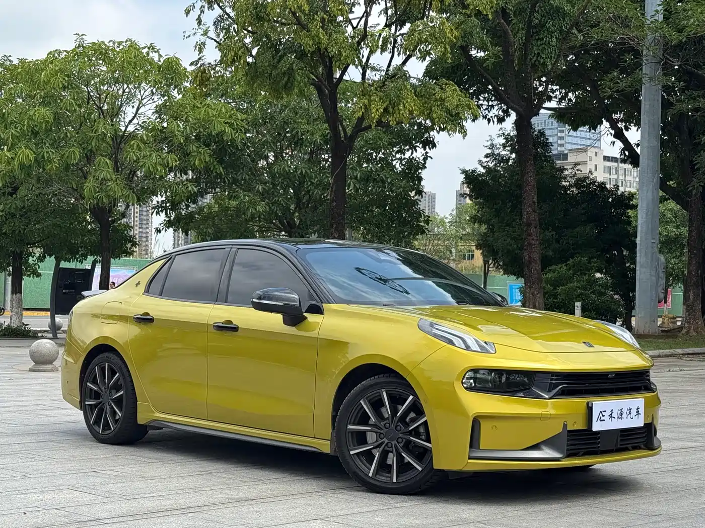 Lynk & Co 03 2022 03+ 2.0TD Auto Wind Rider Edition фото 27