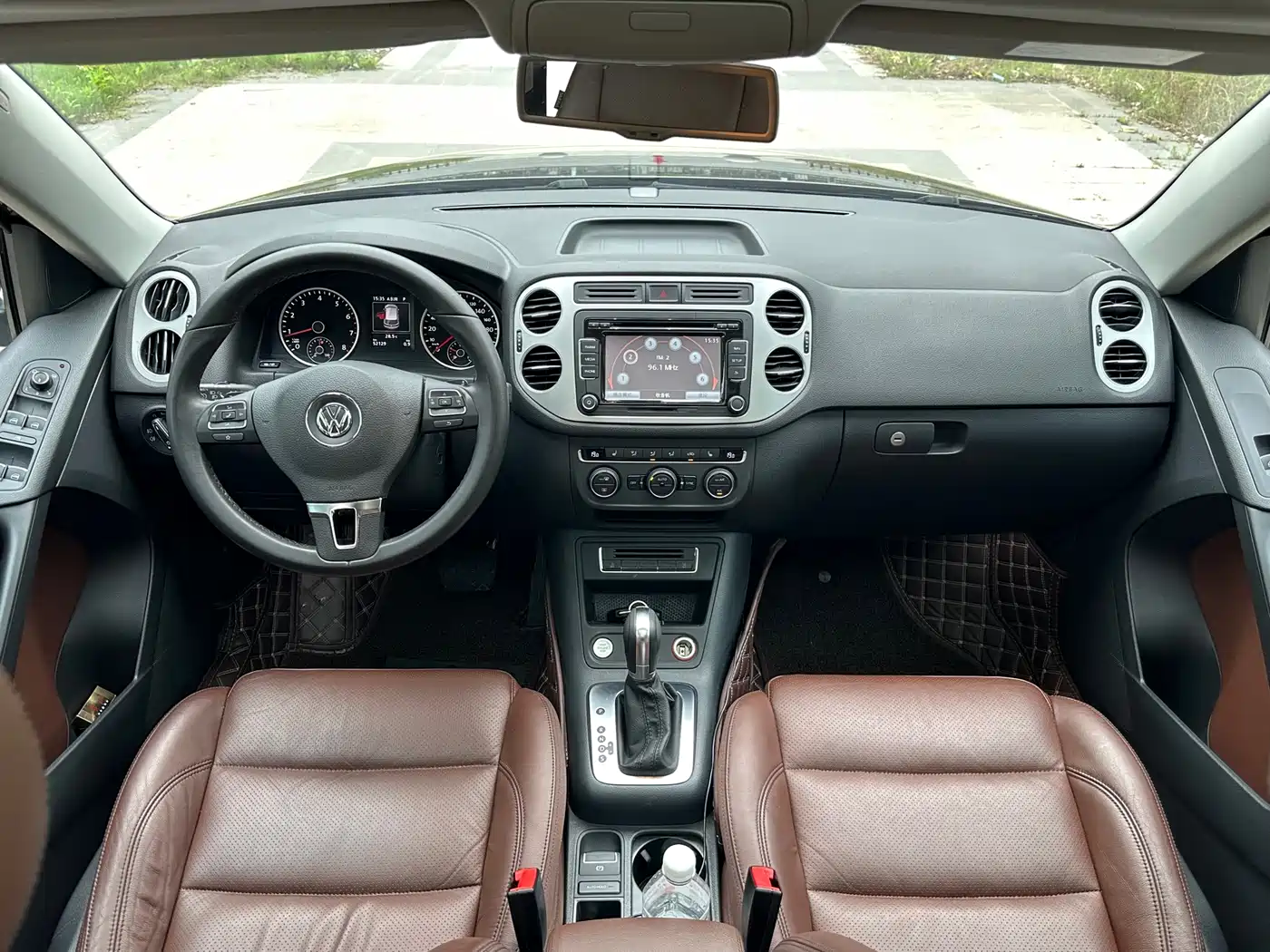 Volkswagen Tiguan 2015 1.8TSI Automatic 2WD Highline фото 9