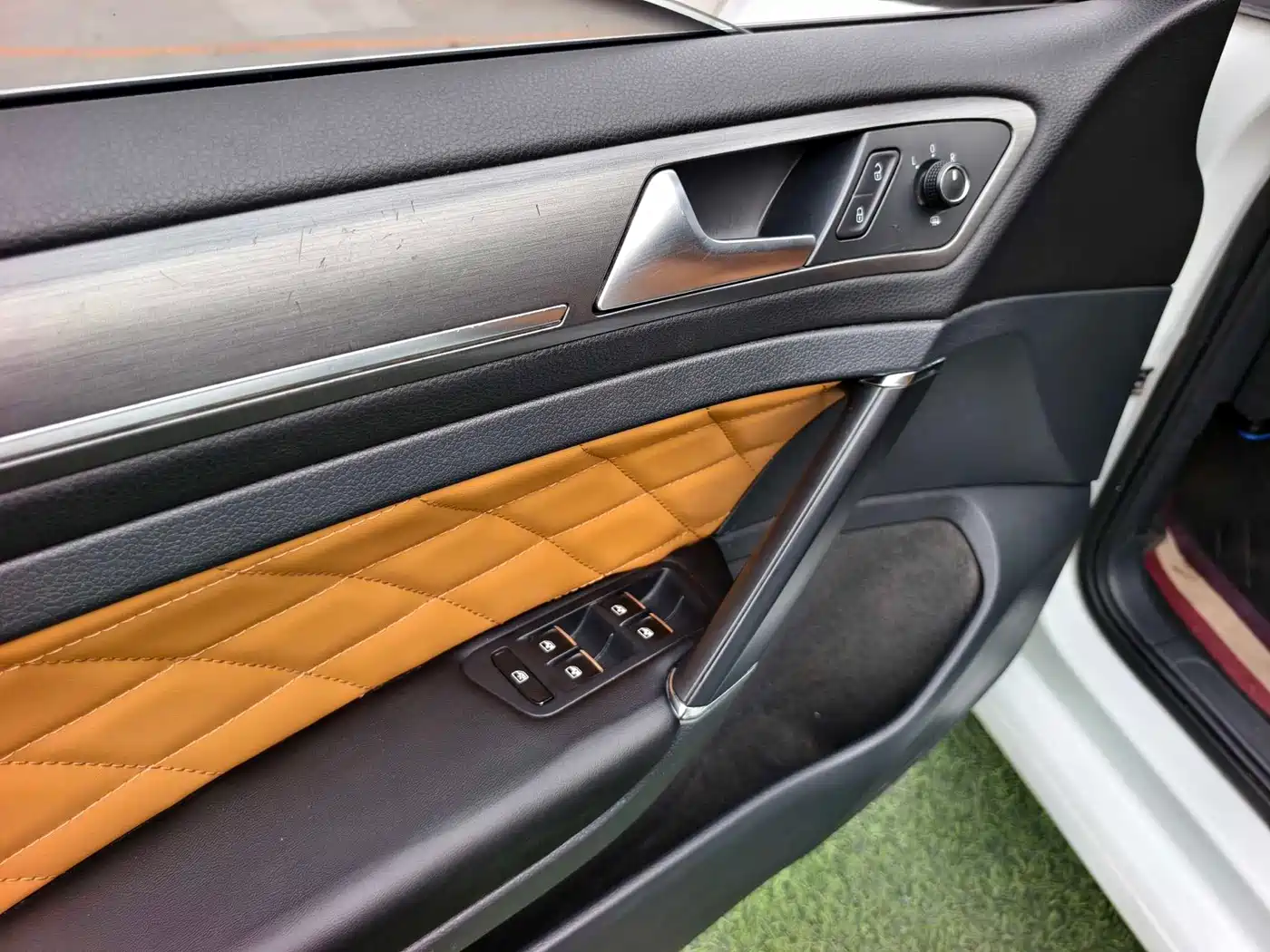 Volkswagen Golf 2014 1.6L Automatic Comfort фото 9