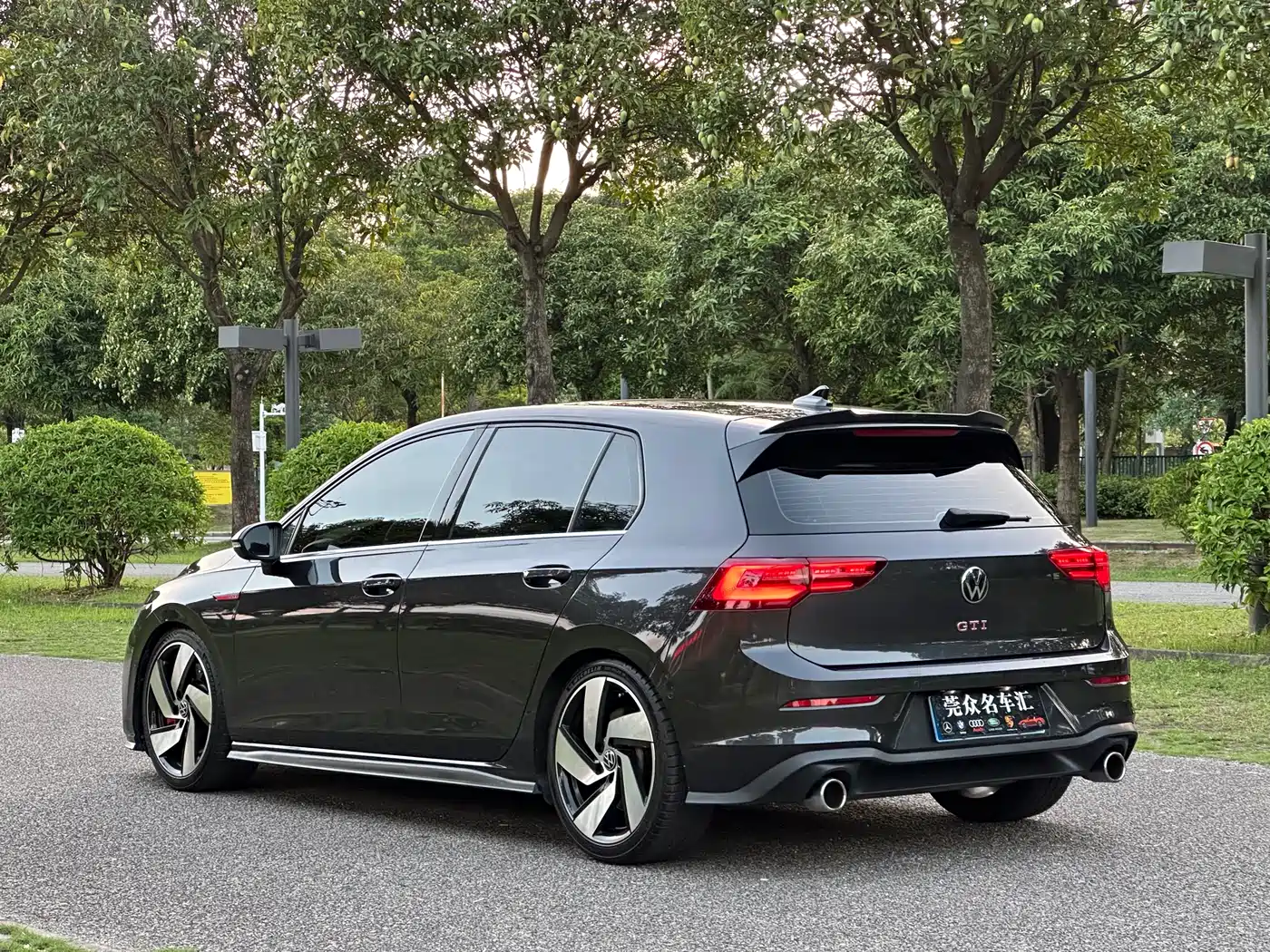 Volkswagen Golf GTI 2021 Facelift 380TSI DSG GTI фото 5