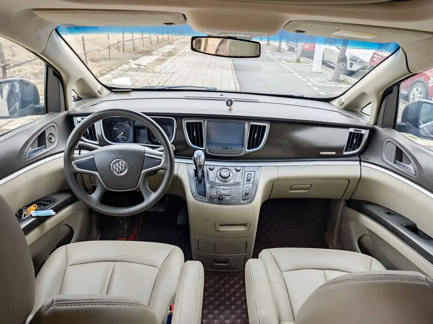 Buick GL8 2013 2.4L CT Luxury Business Comfort Edition фото 5