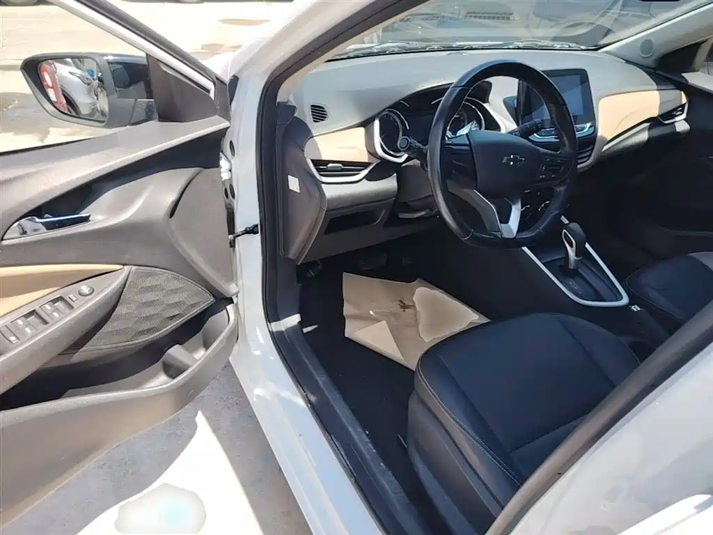 Chevrolet Cavalier 2020 Redline 325T Auto Shining Edition China VI фото 16