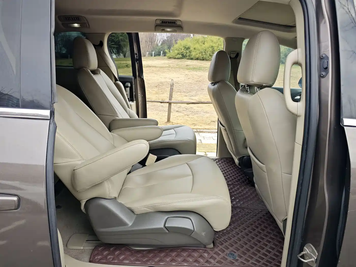 Buick GL8 2013 2.4L CT Luxury Business Comfort Edition фото 15